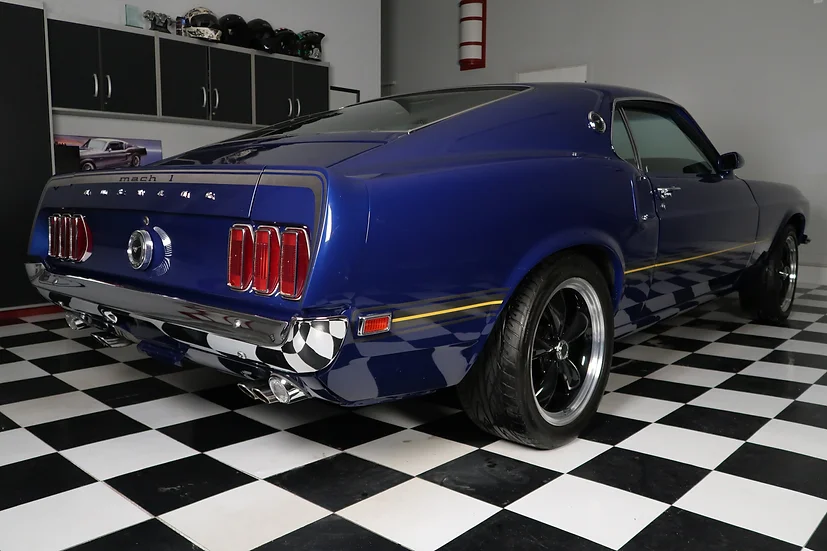 
								1969 Mustang GT Fastback full									