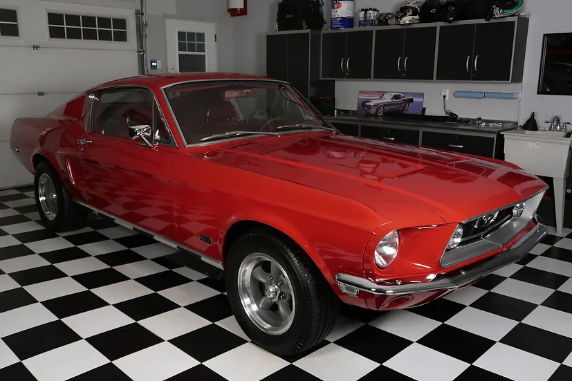 
								1968 Mustang Fastback GT full									